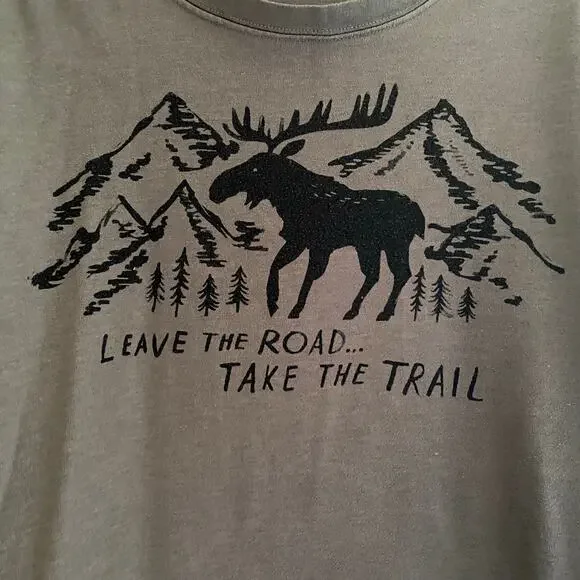 Natural Life Cotton Sweatshirt Green Moose Graphic Womens Size Large - Picture 3 of 6